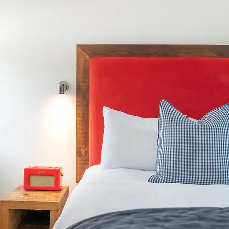 Апартаменти Berkeley Suites, 5