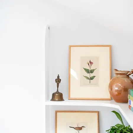 Berkeley Suites, 5 *