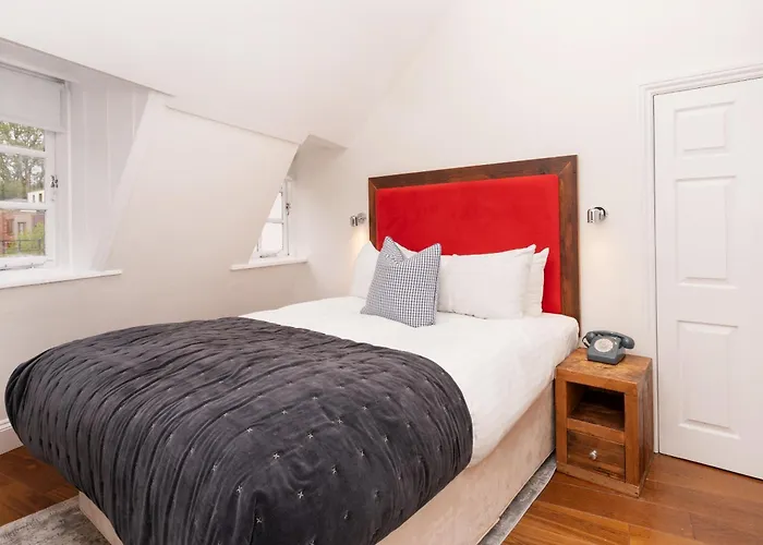 Berkeley Suites, 5 Appartement *